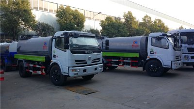 山西太原客戶再訂6臺(tái)掃路車、吸塵車、洗掃車、灑水車